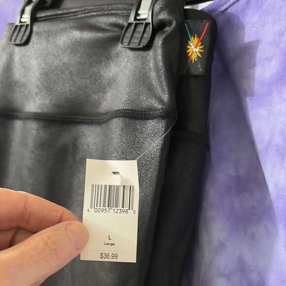 NWT 2pc set Star Wars Purple Tie-Dye Tank Top size XL, Biker Shorts size L - Picture 6 of 8